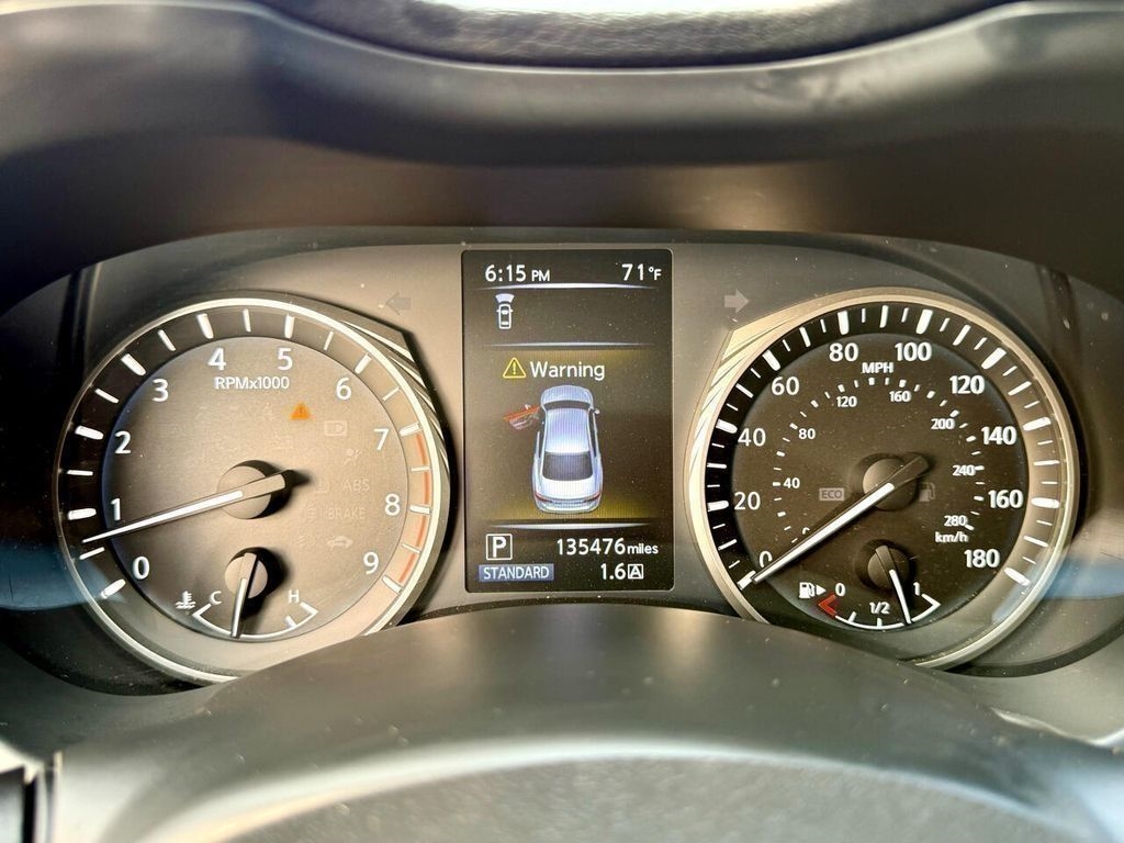Infiniti Q50 3.0t LUXE AWD 2019