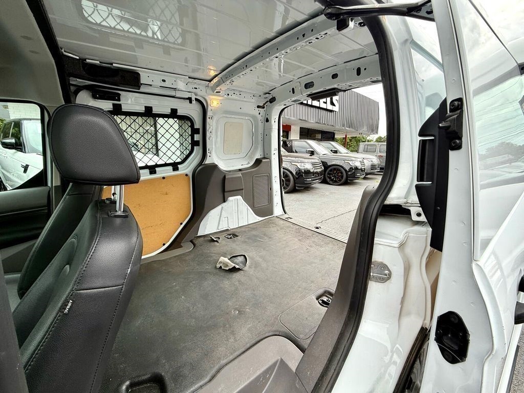 Ford Transit Connect Cargo Van XL SWB w/Rear Liftgate 2020