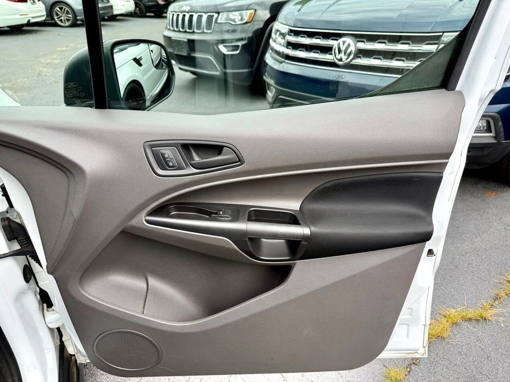 Ford Transit Connect Cargo Van XL SWB w/Rear Liftgate 2020