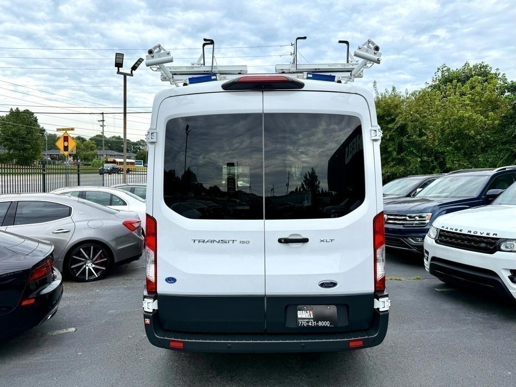 Ford Transit 150 Wagon Med. Roof XL w/Sliding Pass. 130-in. WB 2018