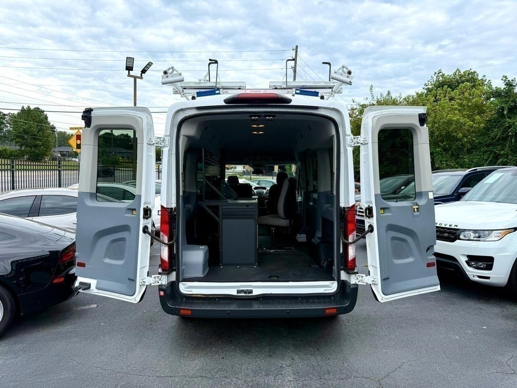 Ford Transit 150 Wagon Med. Roof XL w/Sliding Pass. 130-in. WB 2018