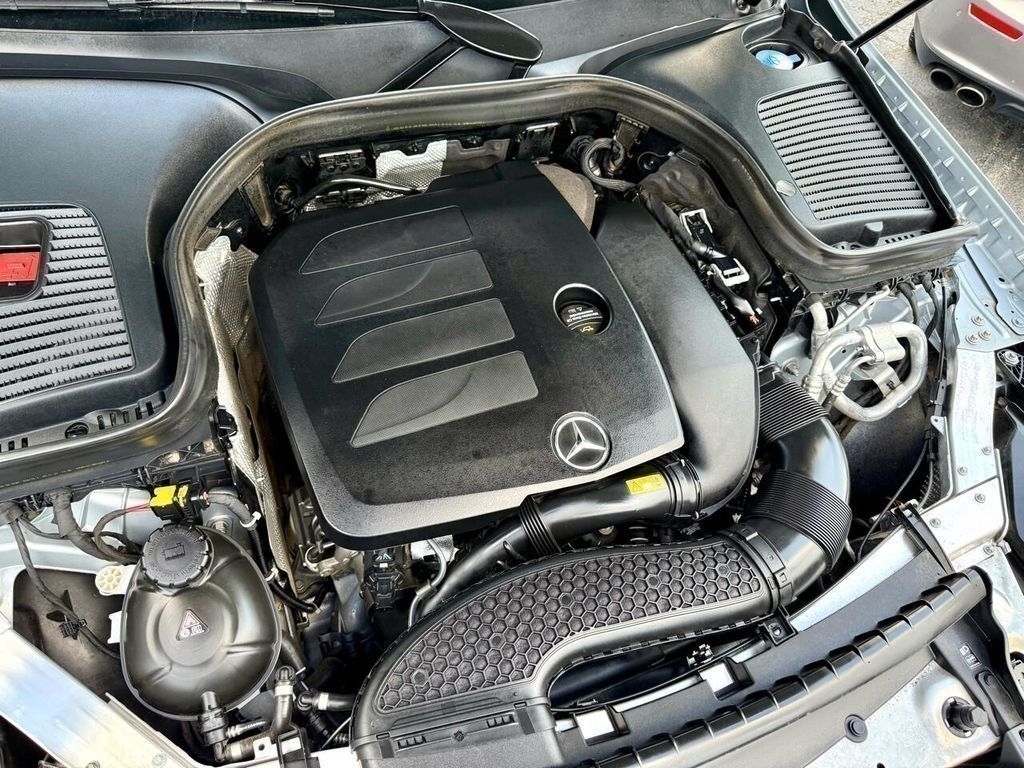 Mercedes-Benz GLC-Class GLC300 2022