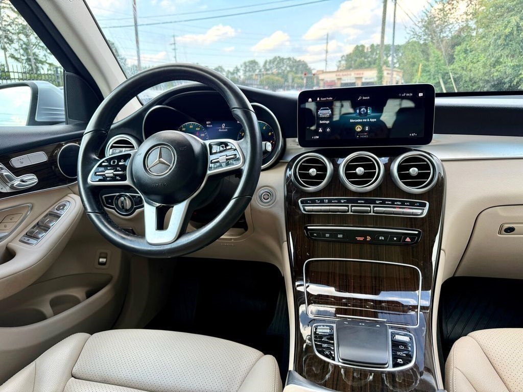 Mercedes-Benz GLC-Class GLC300 2022