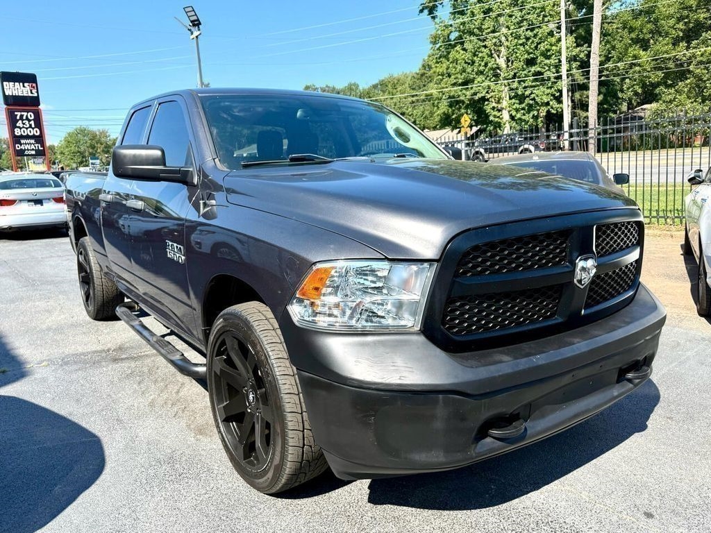 RAM 1500 Tradesman Quad Cab 4WD 2018