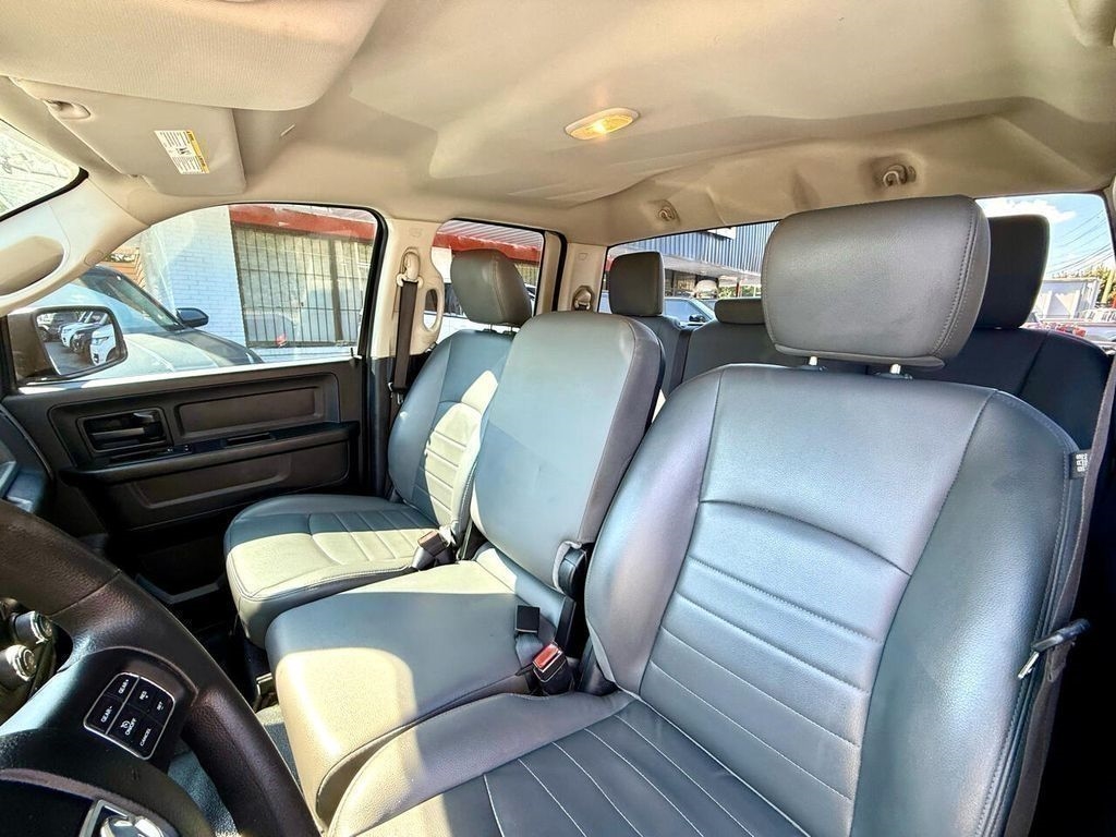 RAM 1500 Tradesman Quad Cab 4WD 2018