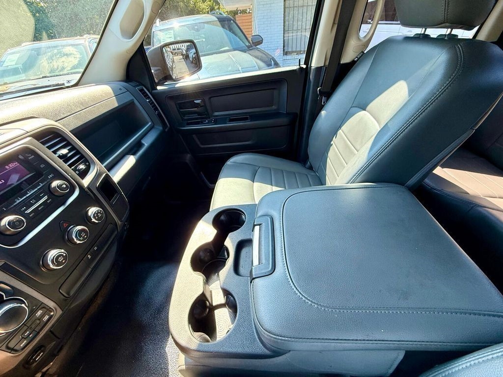 RAM 1500 Tradesman Quad Cab 4WD 2018