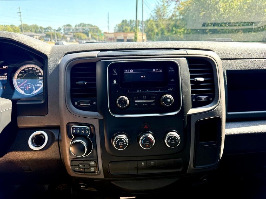 RAM 1500 Tradesman Quad Cab 4WD 2018
