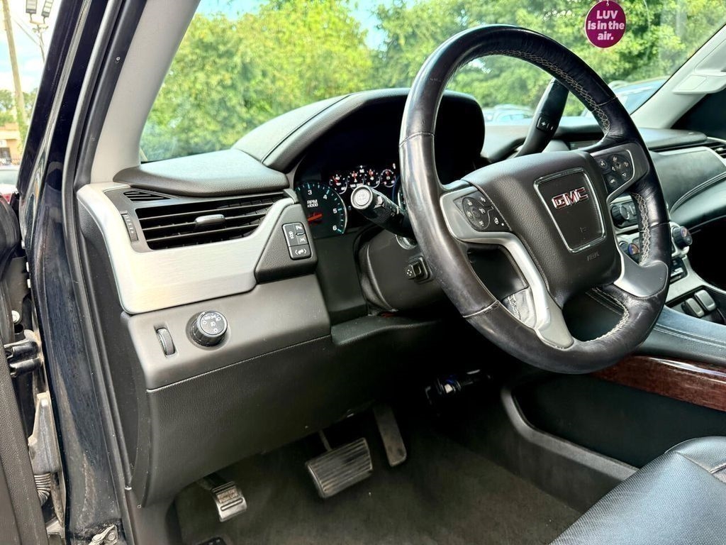 GMC Yukon SLT 2WD 2017
