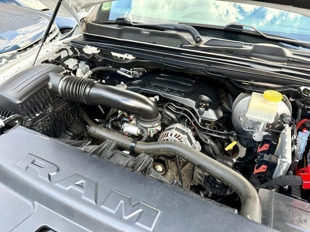 RAM 1500 Laramie Crew Cab SWB 2WD 2020