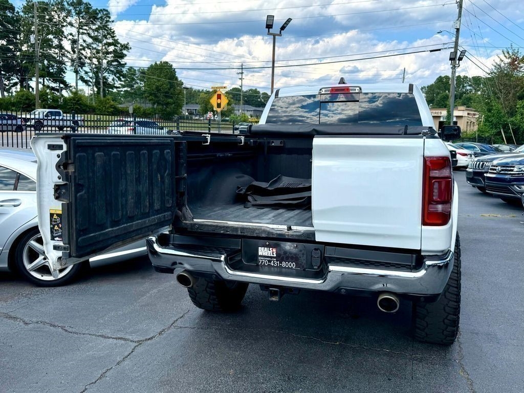 RAM 1500 Laramie Crew Cab SWB 2WD 2020
