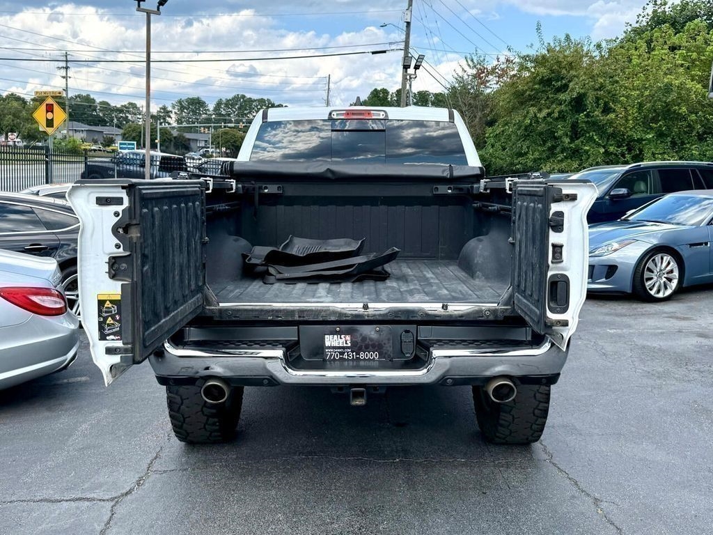RAM 1500 Laramie Crew Cab SWB 2WD 2020