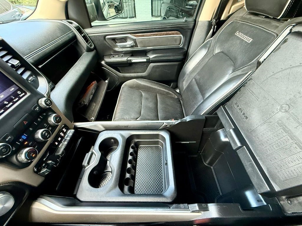RAM 1500 Laramie Crew Cab SWB 2WD 2020