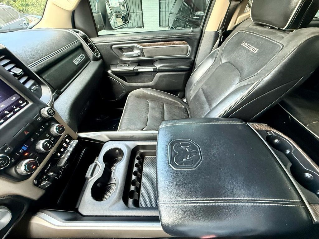 RAM 1500 Laramie Crew Cab SWB 2WD 2020