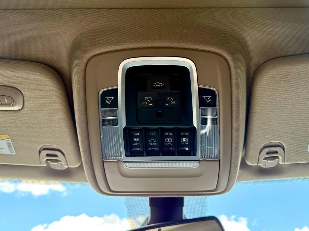 RAM 1500 Laramie Crew Cab SWB 2WD 2020