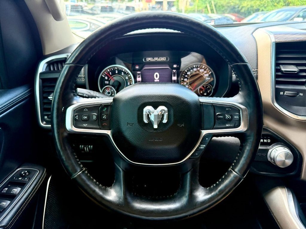 RAM 1500 Laramie Crew Cab SWB 2WD 2020
