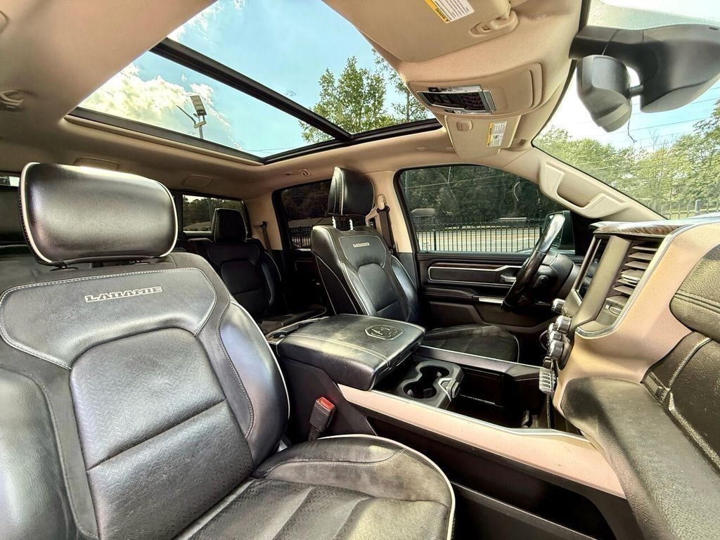 RAM 1500 Laramie Crew Cab SWB 2WD 2020