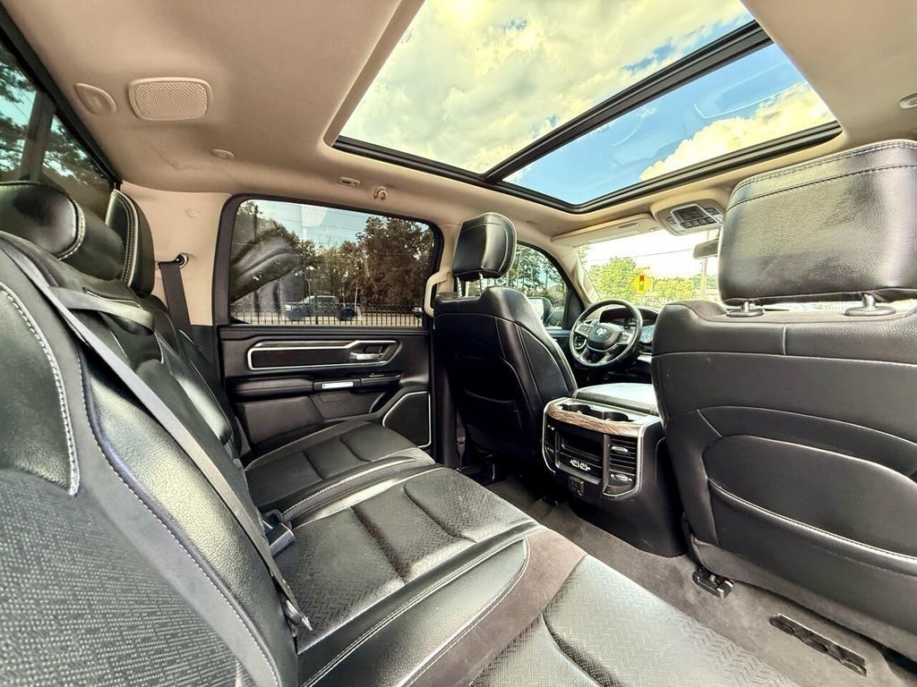 RAM 1500 Laramie Crew Cab SWB 2WD 2020