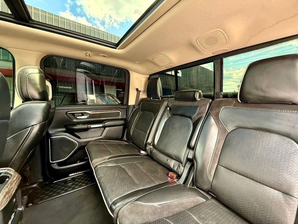RAM 1500 Laramie Crew Cab SWB 2WD 2020