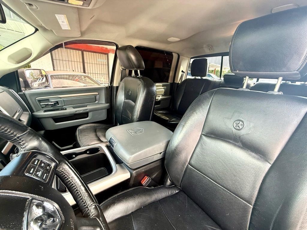 RAM 1500 SLT Crew Cab SWB 2WD 2017