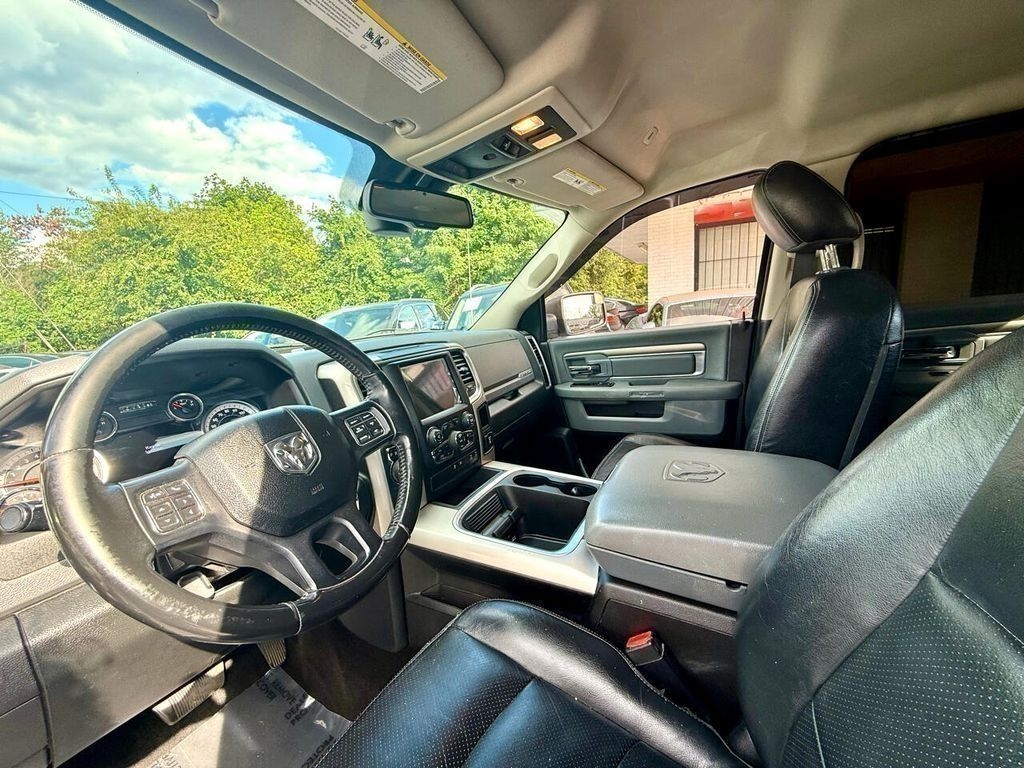 RAM 1500 SLT Crew Cab SWB 2WD 2017