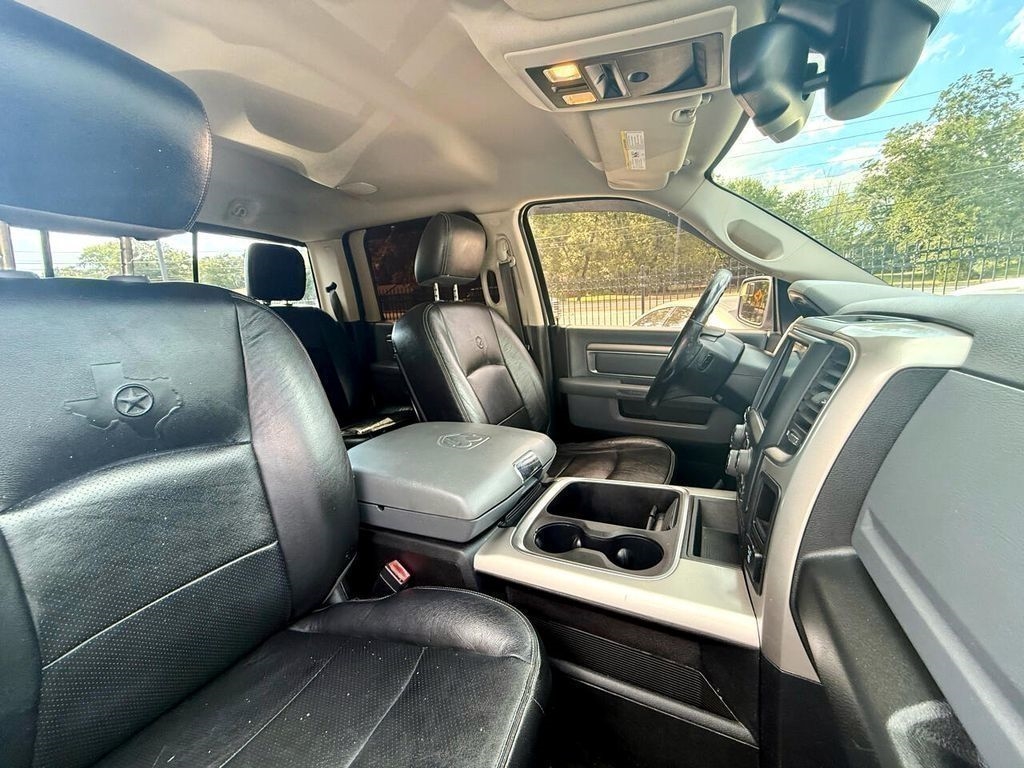 RAM 1500 SLT Crew Cab SWB 2WD 2017