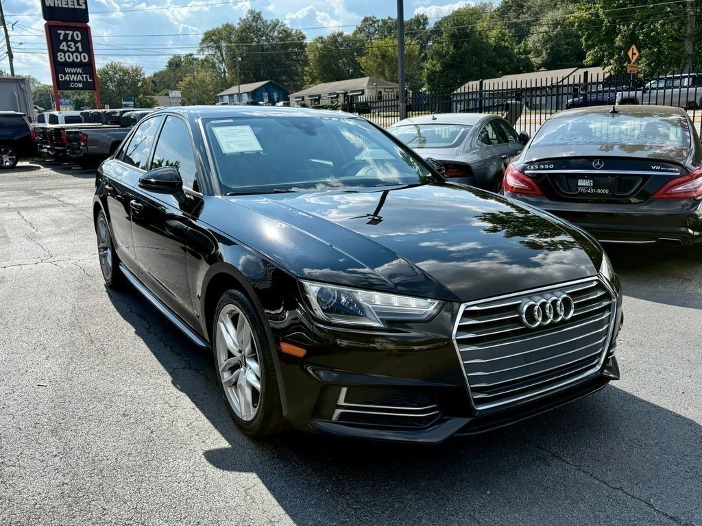 Audi A4 2.0T Premium Sedan 2017
