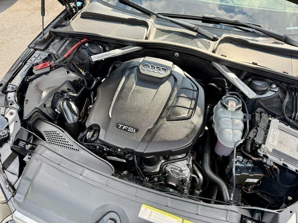 Audi A4 2.0T Premium Sedan 2017