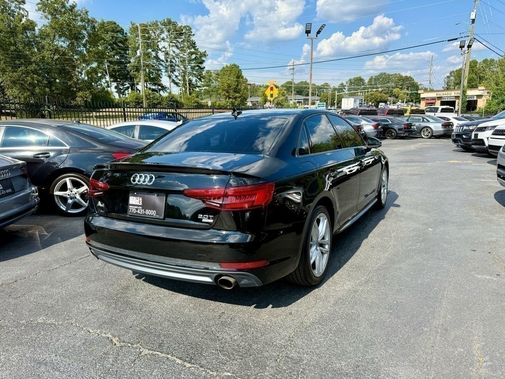 Audi A4 2.0T Premium Sedan 2017