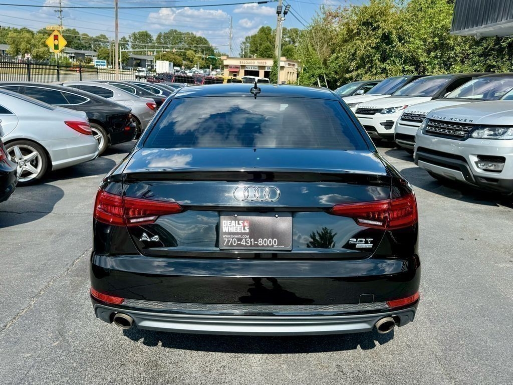 Audi A4 2.0T Premium Sedan 2017