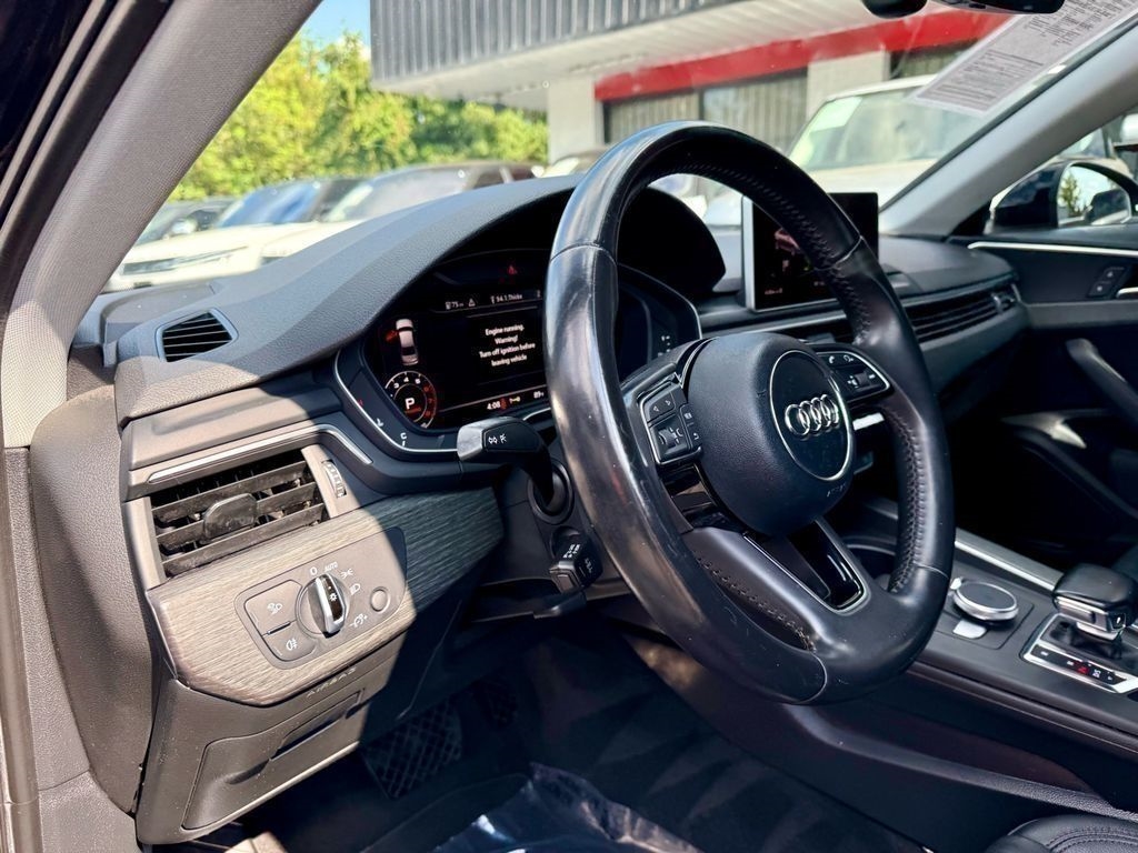 Audi A4 2.0T Premium Sedan 2017