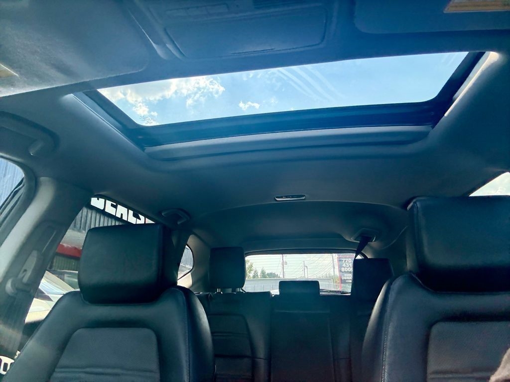 Honda CR-V Touring 2WD 2017