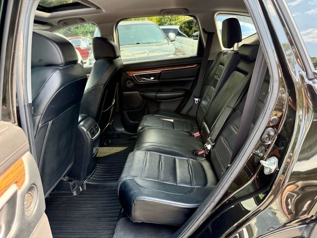 Honda CR-V Touring 2WD 2017