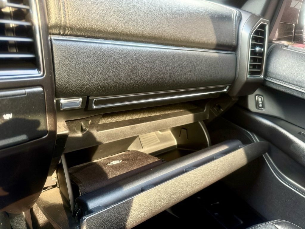 Ford Expedition Limited 2WD 2019