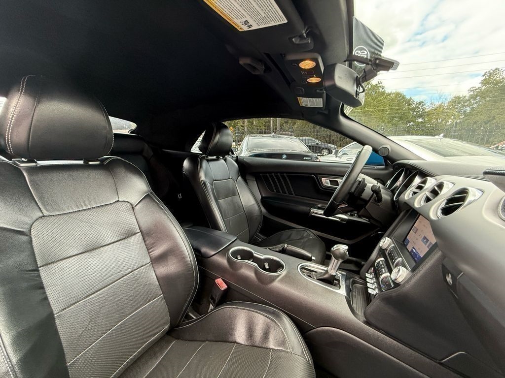 Ford Mustang EcoBoost Premium Convertible 2020