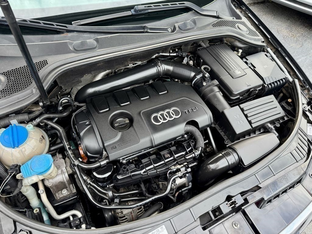 Audi A3 2.0T PZEV Premium S tronic 2013