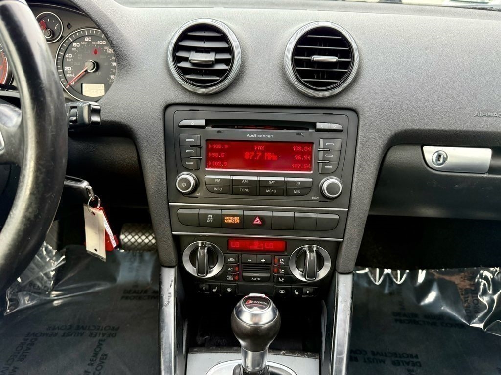 Audi A3 2.0T PZEV Premium S tronic 2013