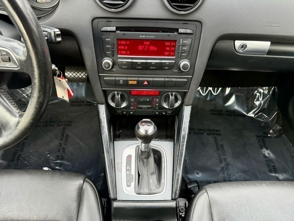 Audi A3 2.0T PZEV Premium S tronic 2013