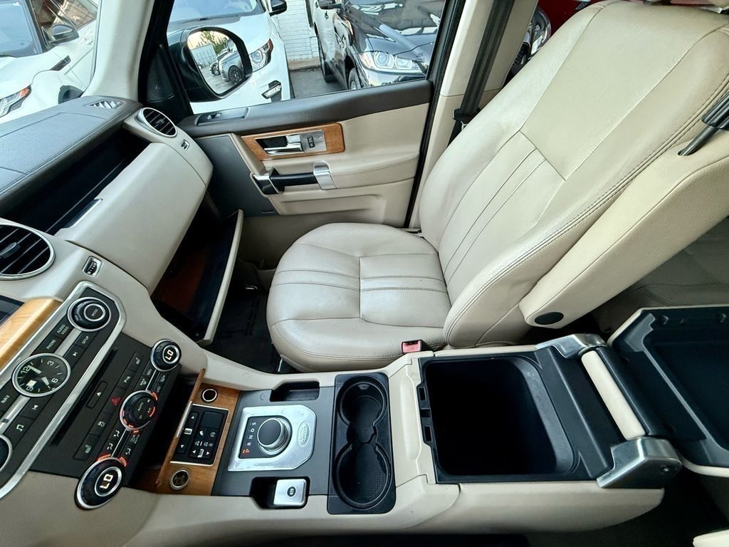 Land Rover LR4 HSE 2016