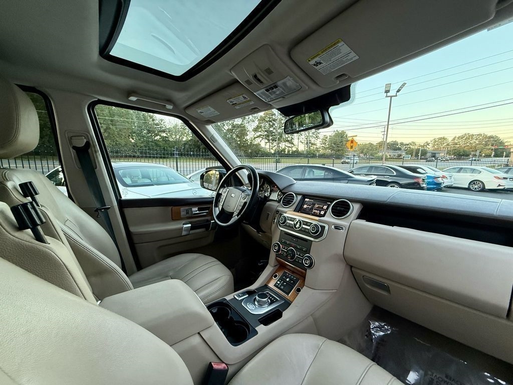 Land Rover LR4 HSE 2016
