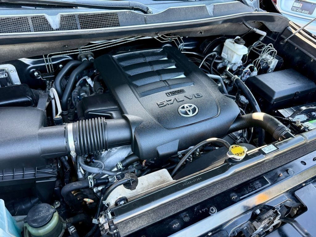 Toyota Tundra SR5 5.7L FFV V8 Double Cab 2WD 2017