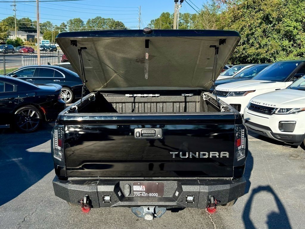 Toyota Tundra SR5 5.7L FFV V8 Double Cab 2WD 2017