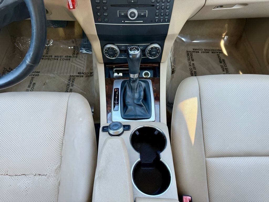 Mercedes-Benz GLK-Class GLK350 2012