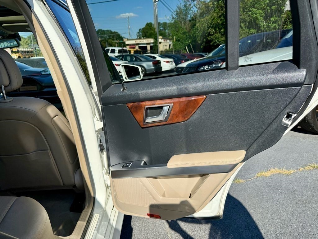 Mercedes-Benz GLK-Class GLK350 2012