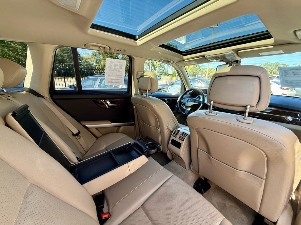 Mercedes-Benz GLK-Class GLK350 2012