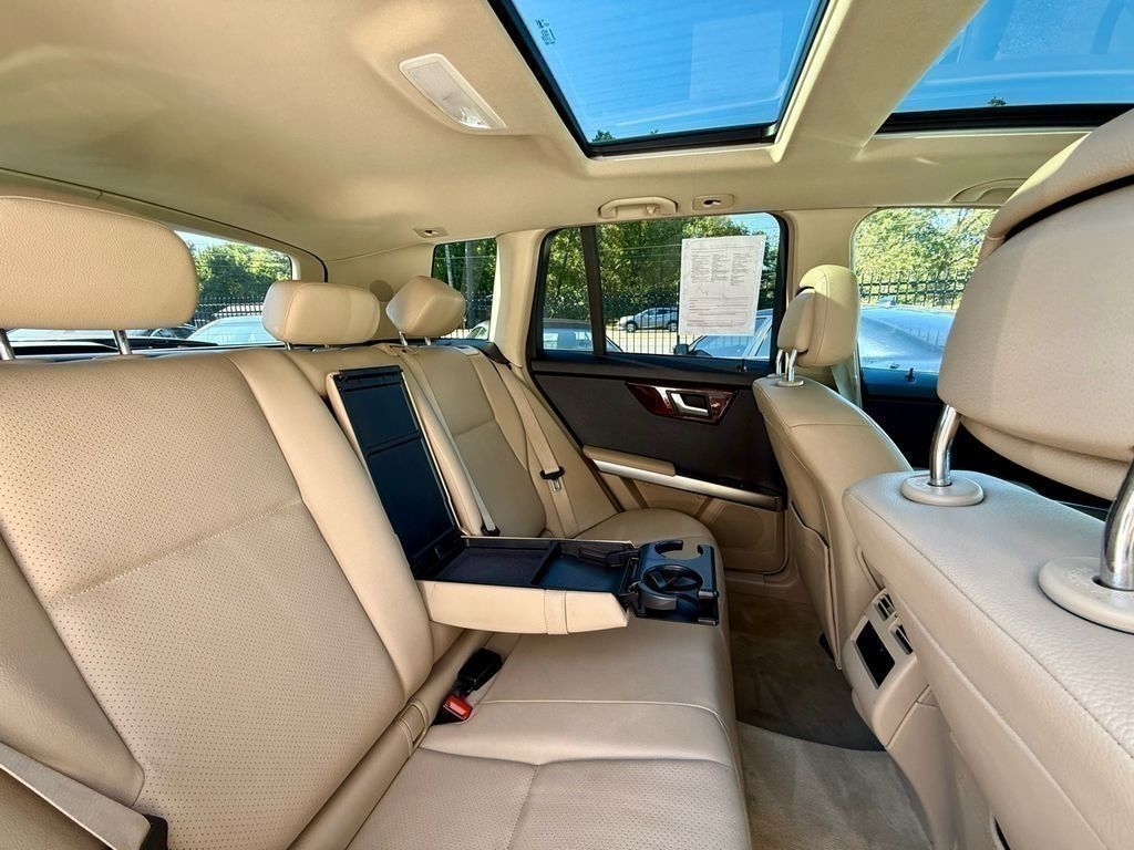 Mercedes-Benz GLK-Class GLK350 2012