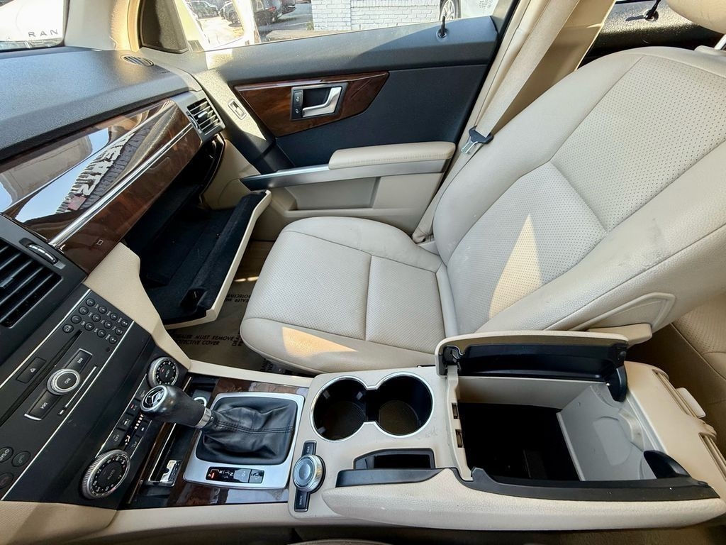 Mercedes-Benz GLK-Class GLK350 2012