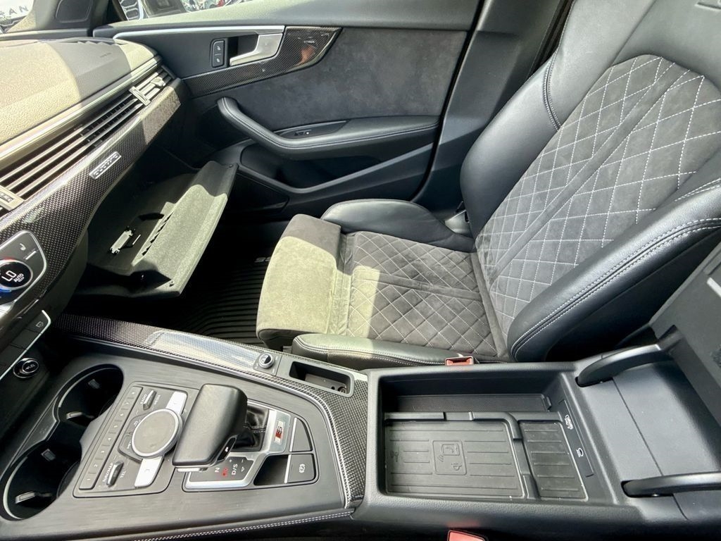Audi S5 Premium Plus Hatchback quattro 2019
