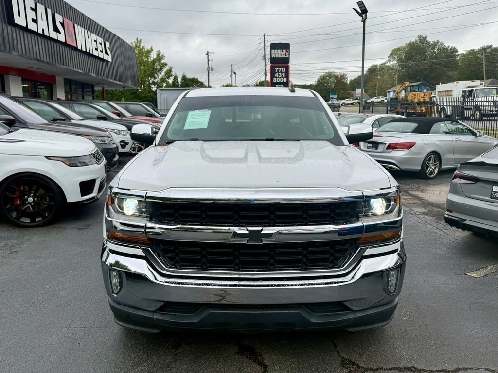 Chevrolet Silverado 1500 LT Crew Cab 2WD 2017