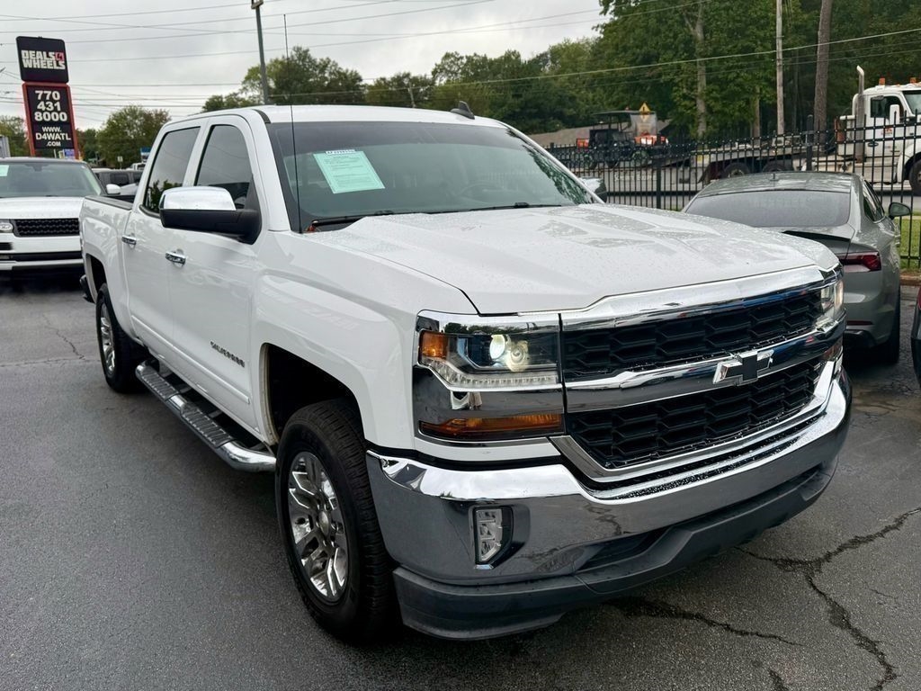 Chevrolet Silverado 1500 LT Crew Cab 2WD 2017