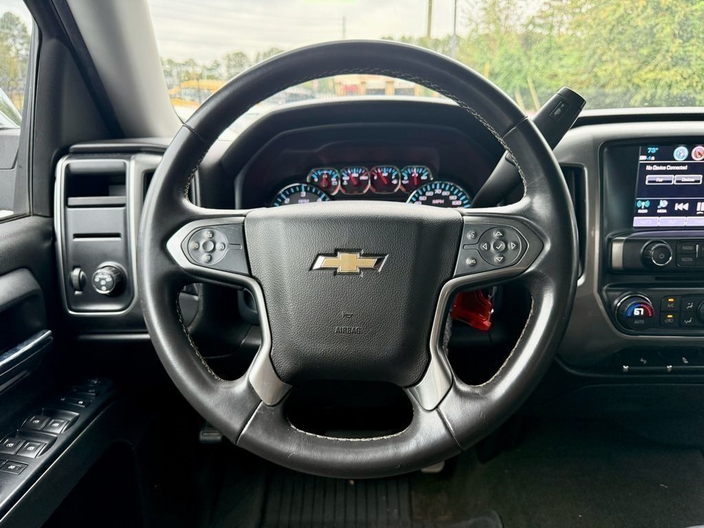 Chevrolet Silverado 1500 LT Crew Cab 2WD 2017